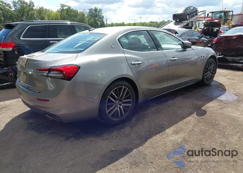 2021 Maserati Ghibli S из США, поврежденный, VIN ZAM57YSA1M1357656